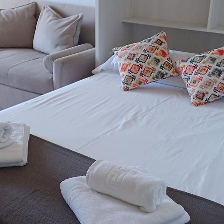 Apartamentos Benalmadena Toni Екстериор снимка
